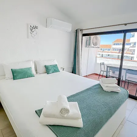 Homes Lili Seaview With 2 Bedrooms, 4 Terraces, 2 Pools & Parking