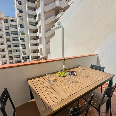 Apartman Homes Lili Seaview With 2 Bedrooms, 4 Terraces, 2 Pools & Parking *